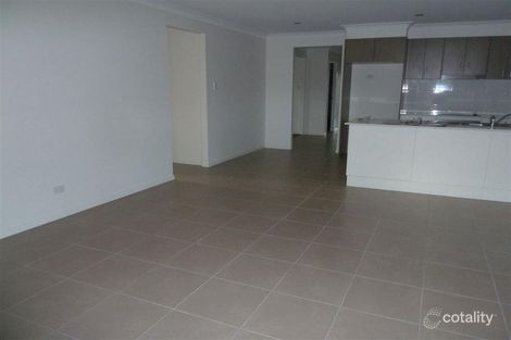 9 Yarrow Ct, Bundamba, QLD 4304