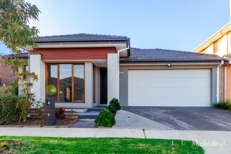 36 Surround Dr, Mambourin, VIC 3024
