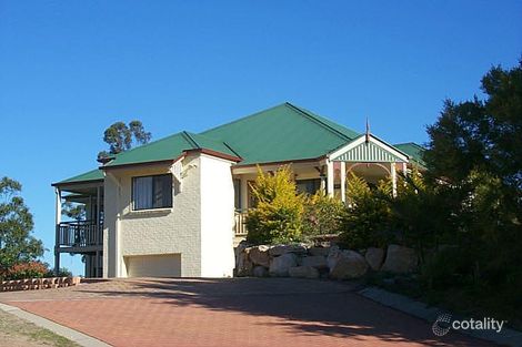 Property photo of 9 Toro Court Eatons Hill QLD 4037