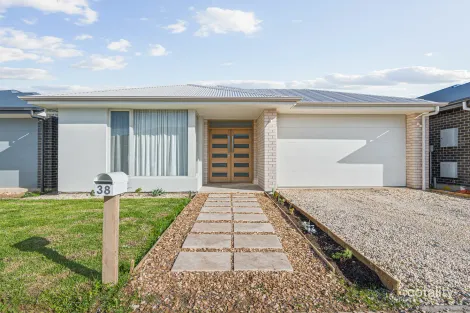 38 Ochre Dr, Aldinga Beach, SA 5173