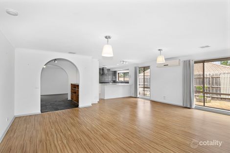 Property photo of 42 Cockatoo Drive Carrum Downs VIC 3201