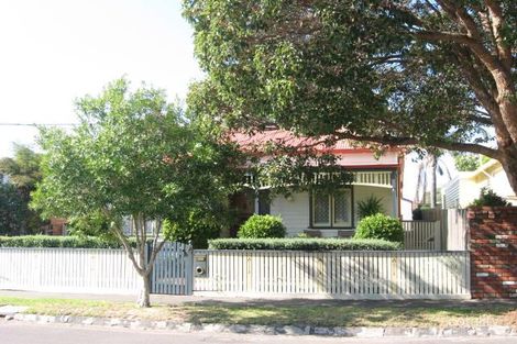 4 Violet Cres, Brighton East, VIC 3187