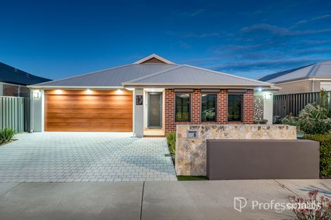 8 Seddon Pde, Alkimos, WA 6038