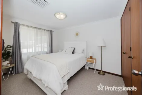 Property photo of 30 Giralt Road Marangaroo WA 6064