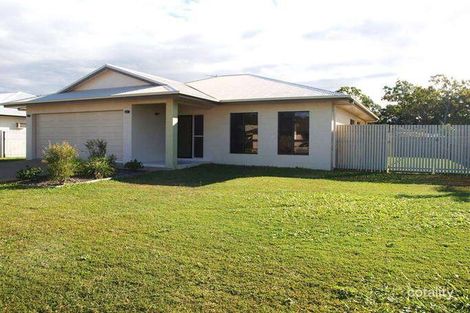 Property photo of 9 Bluff Street Bushland Beach QLD 4818