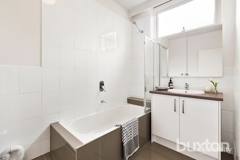 Property photo of 21/9 Meadow Street St Kilda East VIC 3183