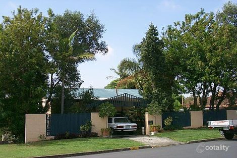 23 Poinciana Cres, Bundall, QLD 4217