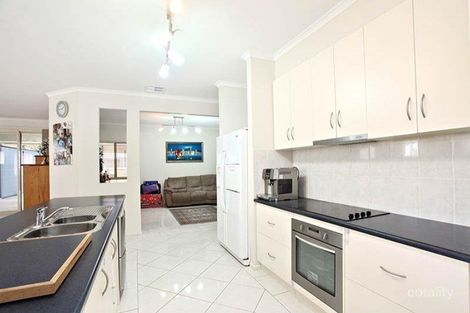 32 Fidock Rd, Goolwa North, SA 5214