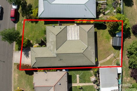 Property photo of 20 Turner Crescent Orange NSW 2800