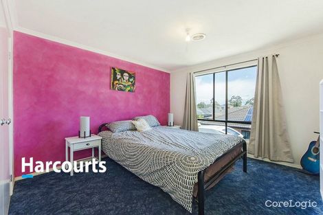 Property photo of 1 Gumleaf Court Cairnlea VIC 3023
