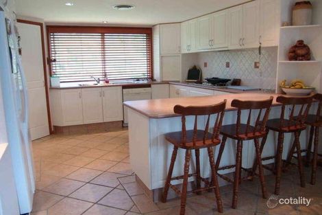 Property photo of 2 Yellowash Court Bonogin QLD 4213