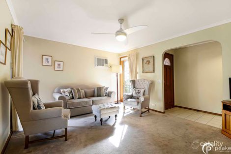 Property photo of 2/4 Ravensthorpe Crescent Narre Warren VIC 3805