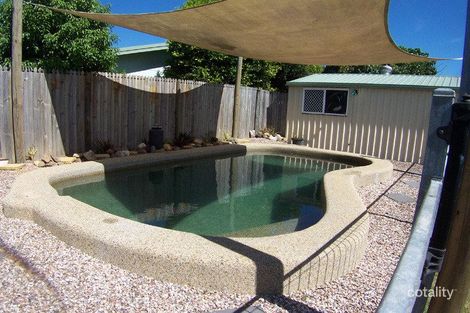 Property photo of 8 Leeuwin Crescent Bentley Park QLD 4869