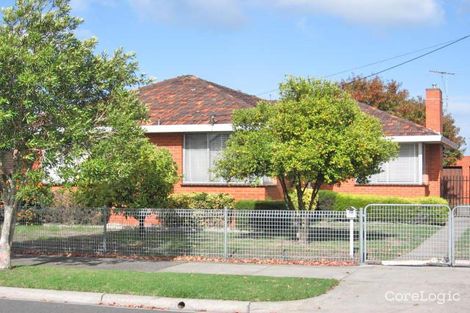 Property photo of 26 Hillcrest Grove Springvale VIC 3171