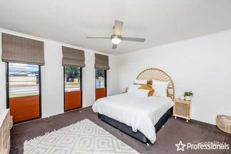 Property photo of 25 Coveside Way Drummond Cove WA 6532
