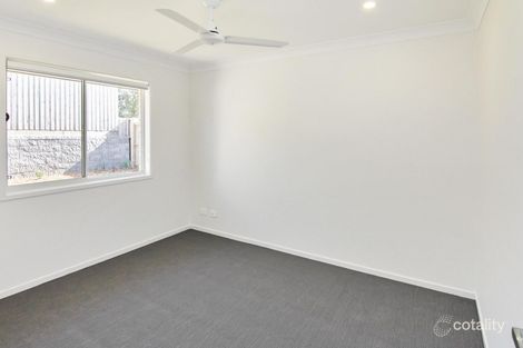 Property photo of 27 Harrop Parade Thornton NSW 2322