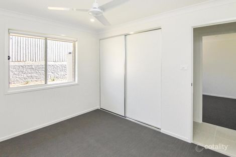 Property photo of 27 Harrop Parade Thornton NSW 2322