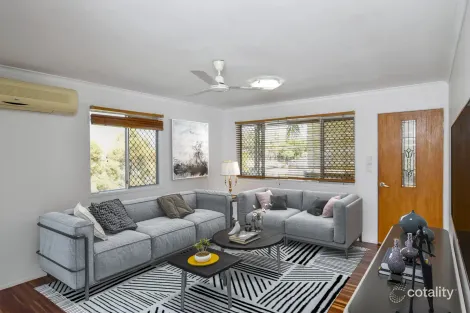 Property photo of 60 Kin Kora Drive Kin Kora QLD 4680