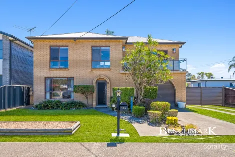 21 Market St, Moorebank, NSW 2170