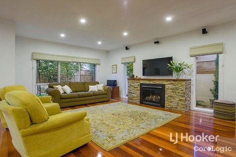 Property photo of 10 Freshwater Point Point Cook VIC 3030