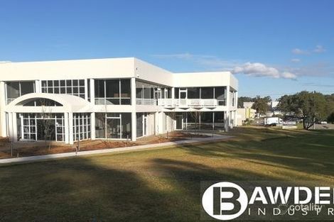 11 Hudson Ave, Castle Hill, NSW 2154