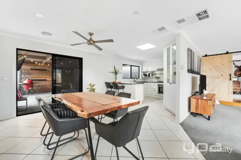 Property photo of 74 Toora Drive Westmeadows VIC 3049