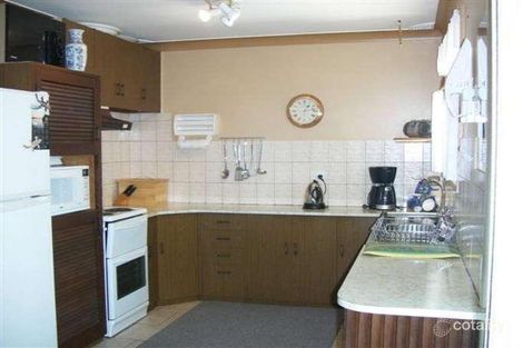 Property photo of 2 Kylie Place Dapto NSW 2530