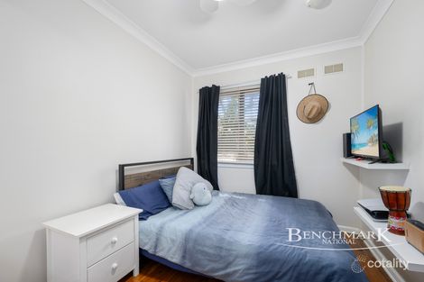 Property photo of 31 Huon Crescent Holsworthy NSW 2173