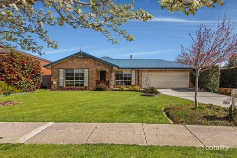 Property photo of 19 Cottage Crescent Kilmore VIC 3764