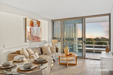 9/6 Gemstone Bvd, Carine, WA 6020