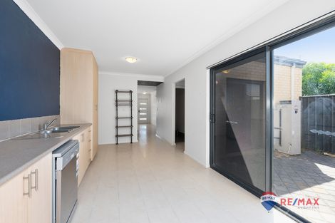 Property photo of 2/6 Hogarth Street Cannington WA 6107