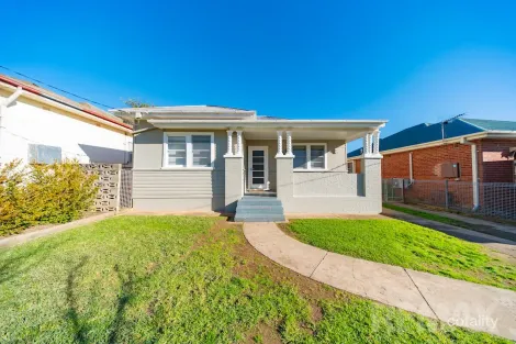 18 Dalton St, Turvey Park, NSW 2650