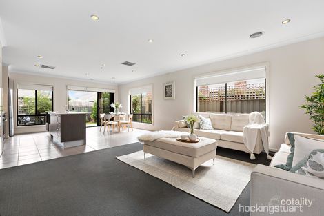 Property photo of 26 Snowsill Circuit Point Cook VIC 3030