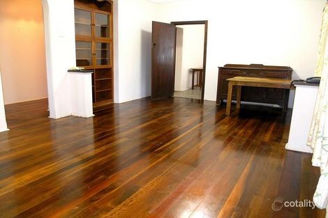 Property photo of 75 Morehead Avenue Norman Park QLD 4170