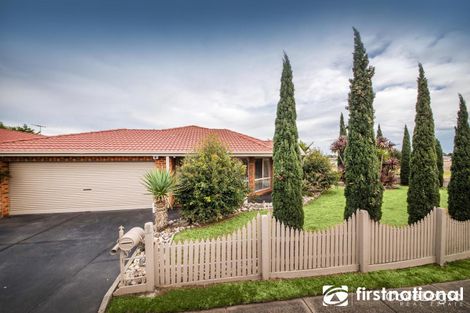 1 Manatoka Cres, Hampton Park, VIC 3976