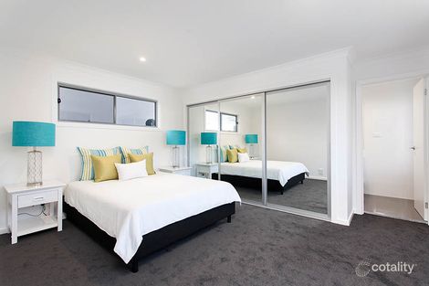 Property photo of 10 Hayman Crescent Shell Cove NSW 2529
