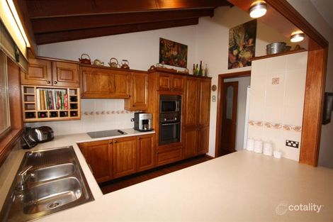 Property photo of 7 Treverrow Court Dubbo NSW 2830