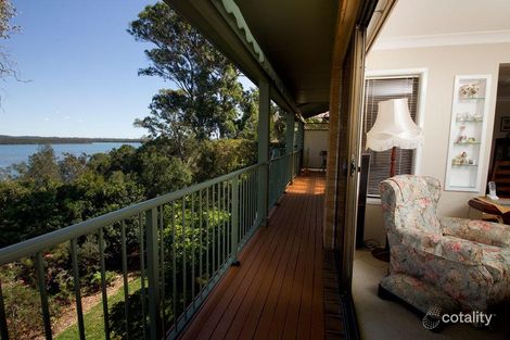 Property photo of 13 Green Point Drive Green Point NSW 2428