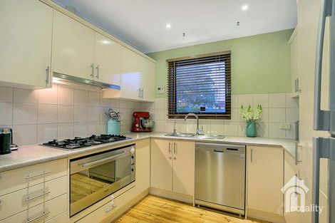 Property photo of 52 Nicolle Court Morphett Vale SA 5162