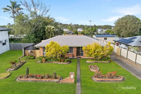 Property photo of 17 Albicore Drive Thornlands QLD 4164