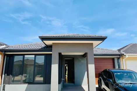 9 Akram Way, Rockbank, VIC 3335