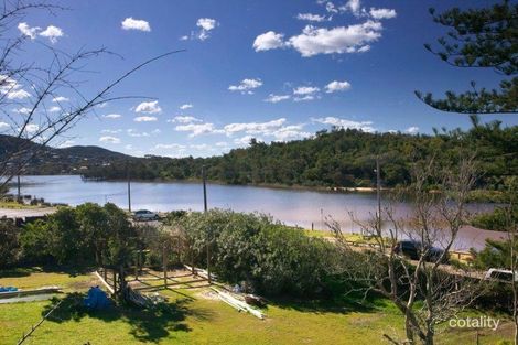 Property photo of 9 Remembrance Drive Wamberal NSW 2260
