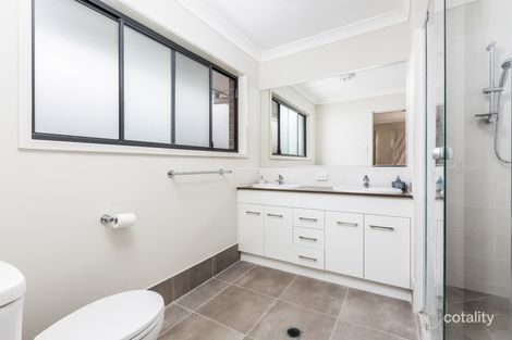 Property photo of 8 Miner Crescent Pallara QLD 4110