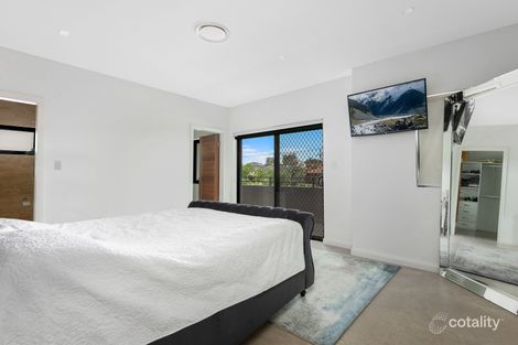 Property photo of 1A Kareela Crescent Greenacre NSW 2190