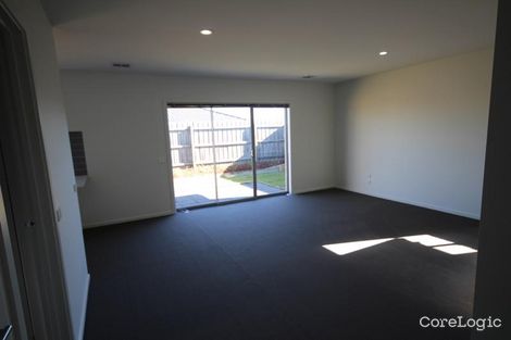 Property photo of 10 Botany Drive Carrum Downs VIC 3201