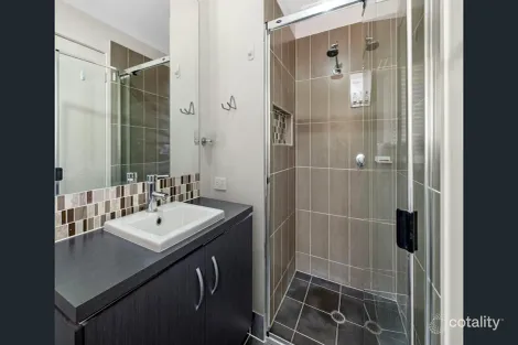 Property photo of 5 Rowella Street Pimpama QLD 4209