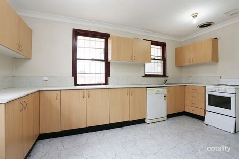 Property photo of 32 Nauru Crescent Lethbridge Park NSW 2770