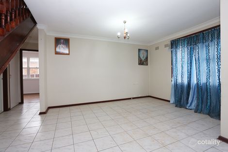 Property photo of 32 Nauru Crescent Lethbridge Park NSW 2770