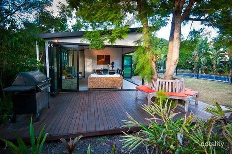 Property photo of 3 Leonard Street Leichhardt QLD 4305