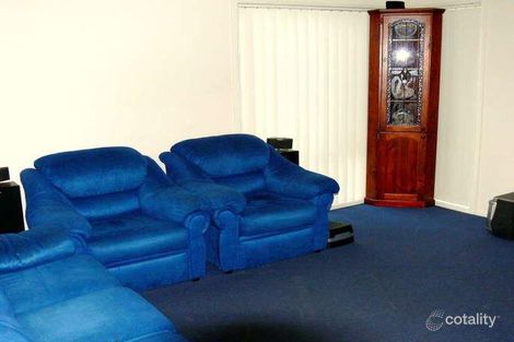 Property photo of 62 Edgbaston Circuit Berwick VIC 3806